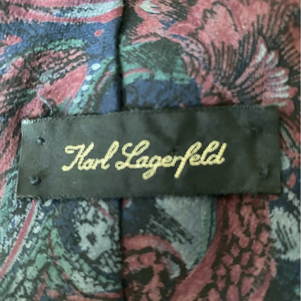 Karl Lagerfeld,  100% Silk Paisley Floral Neck Tie